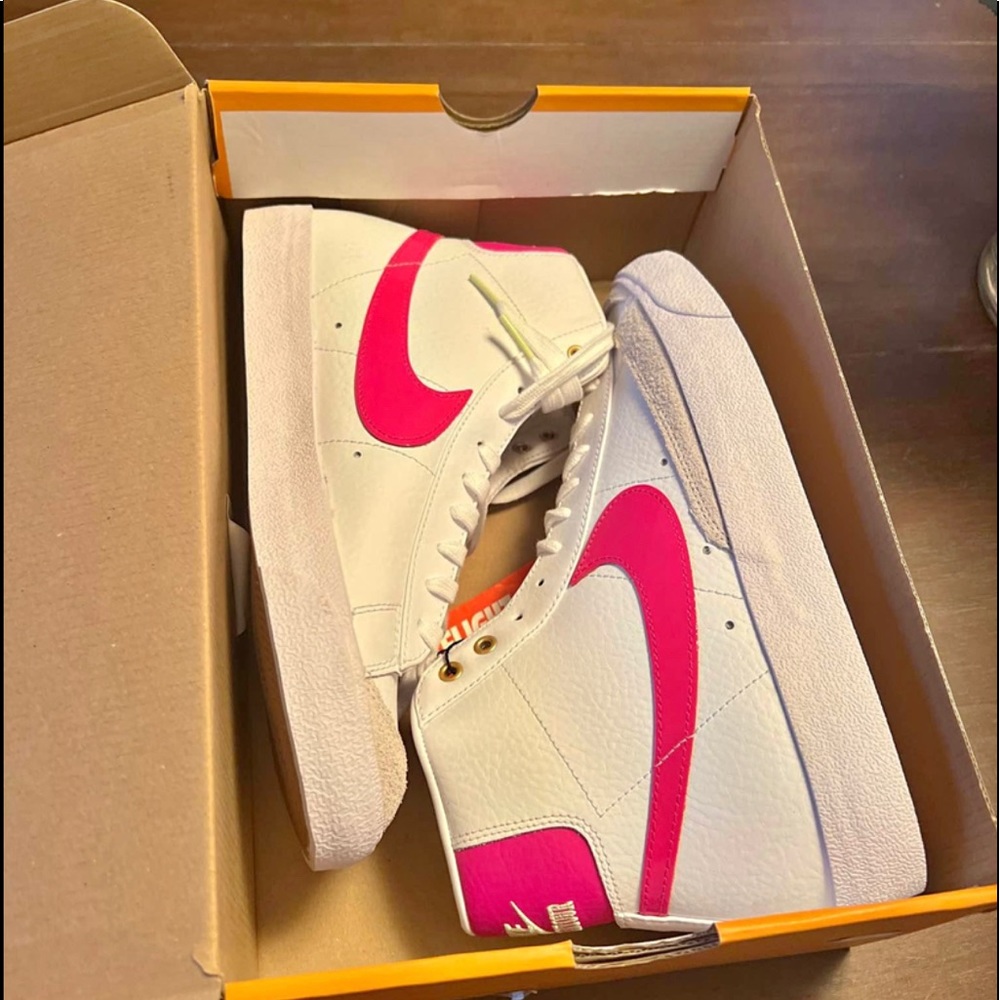 Nike Blazer Mid 77 Vntg. Size 10 Mens